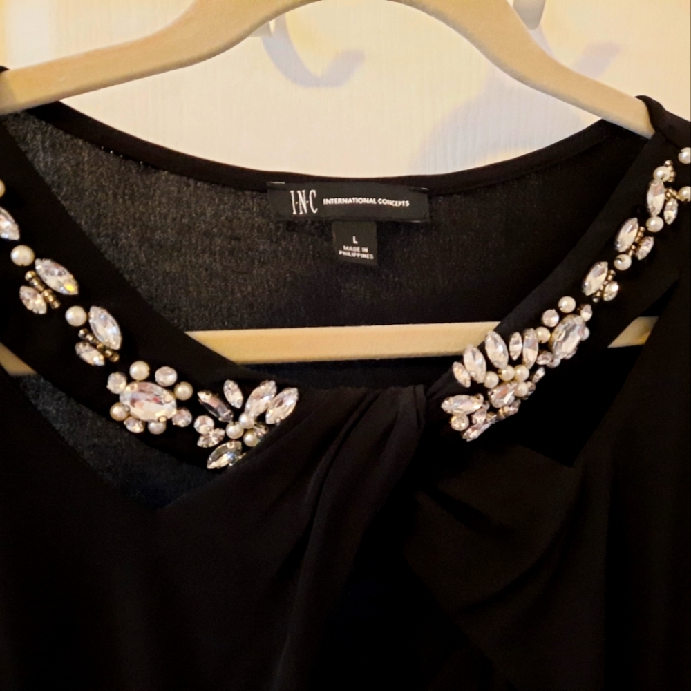 Elegant Embellished Ladies size Large Top